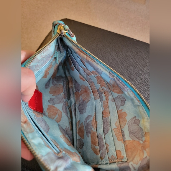 Hobo Sable Wristlet - Picture 5 of 5